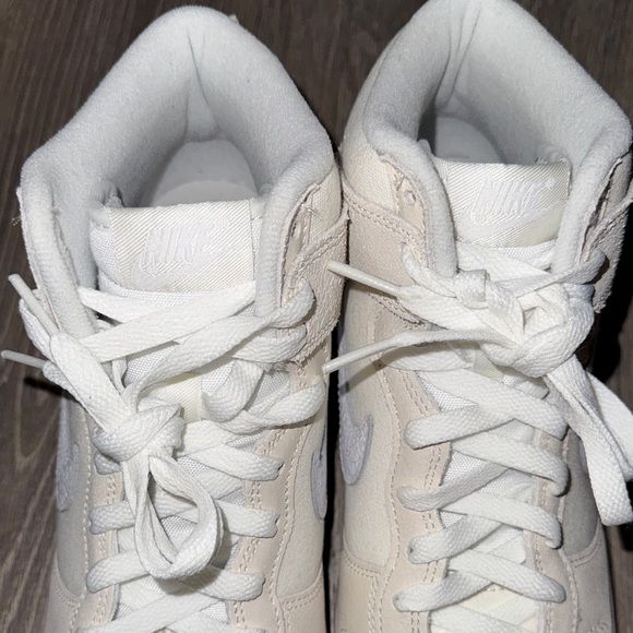 Nike Dunk High Retro Cracked Leather Swoosh - Picture 8 of 8